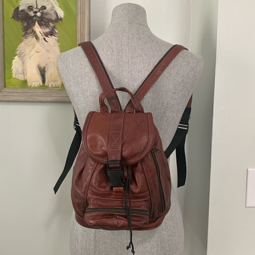 Vintage 90’s Y2K Brown Leather Made In Mexico‎ Mini Backpack Zip Back Straps